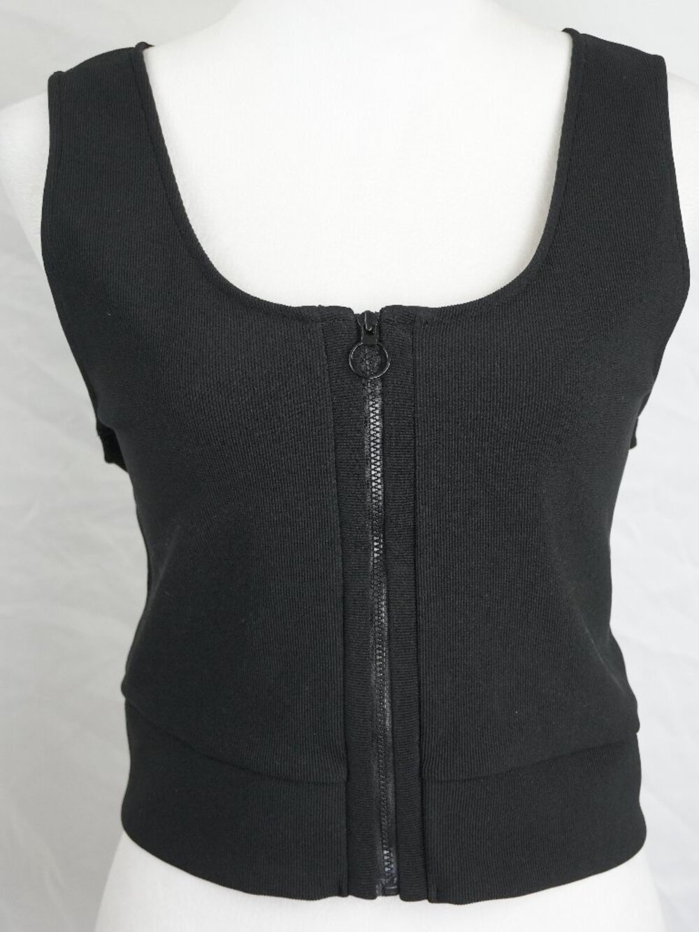 LNC Express Womens Large Black Tank Top Cropped Zipper Front Textured Stripes